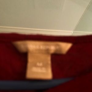 Medium red/cranberry top